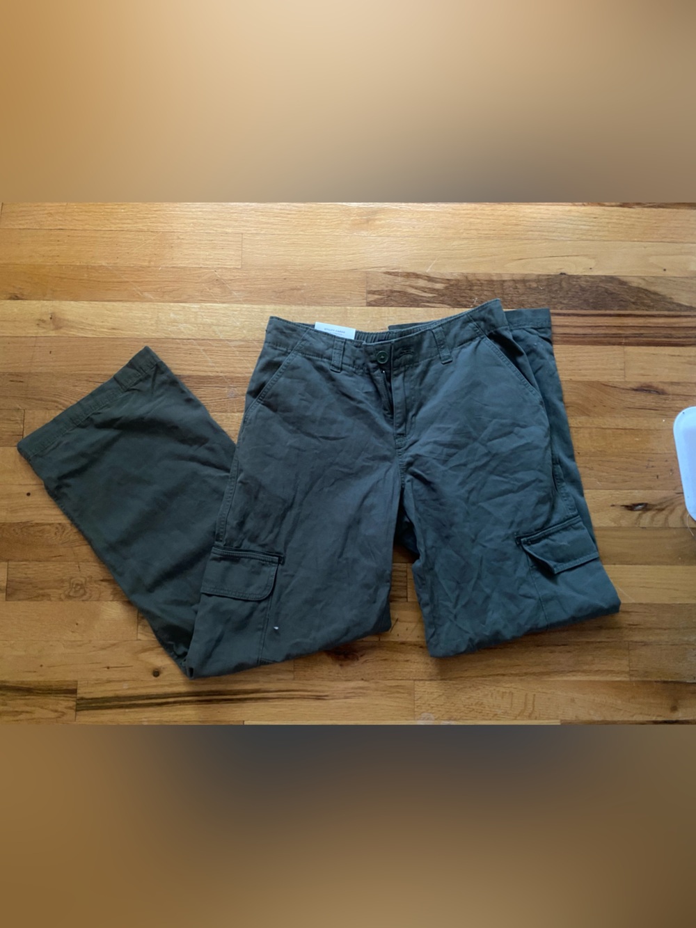 Womans Olive Cargo Pants - Casual Utility Style